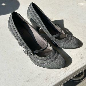 Life Stride High Heels
